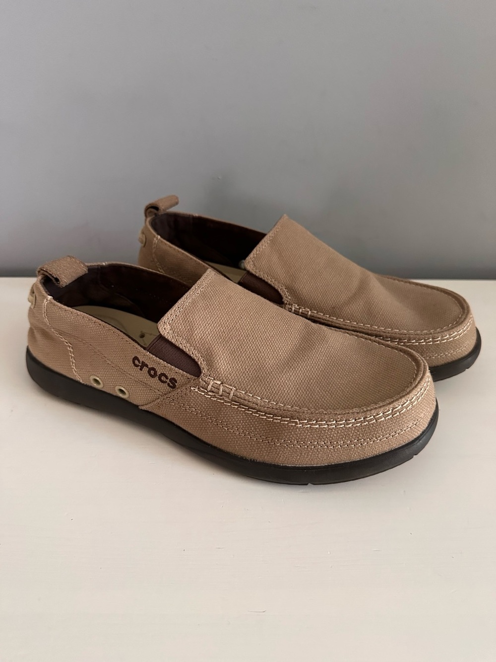 CROCS | Men’s, Walu canvas slip-on loafer shoes, Khaki, Size 8, Lightweight